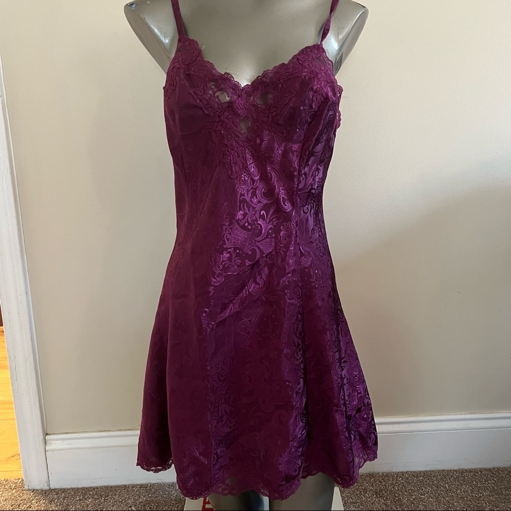 vintage victoria’s secret | purple lace trim cami chemise dress